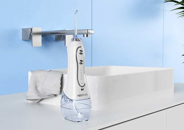 بهترین دستگاه شستشوی دهان و دندان