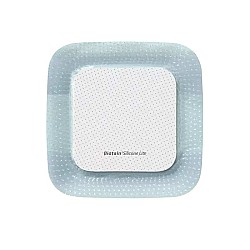 پانسمان فوم لایت بیاتین کولوپلاست 7.5 در 7.5 سانتی متر