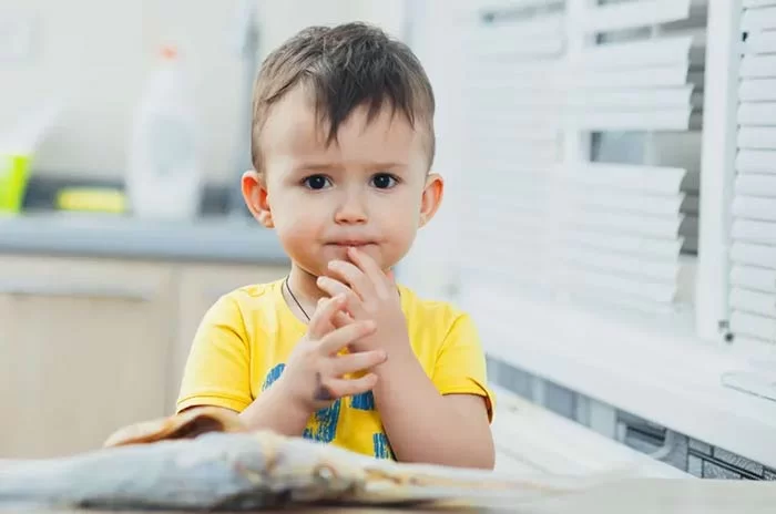 تفویت ایمنی کودک با قطره دی اچ ای پلاس یوروویتال